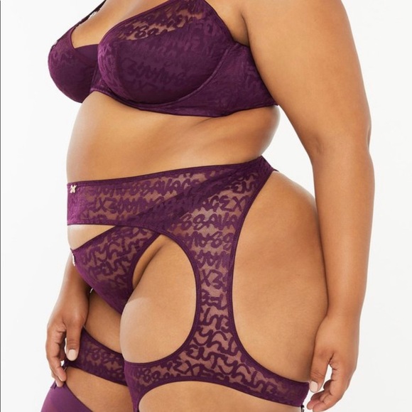 SavageXFenty Lingerie Set - Picture 5 of 7